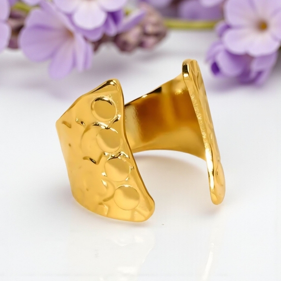 🆕️Hammered Textured 18K Gold Plated Open Luxurious Statement Ring 💛 Size 6 - Picture 1 of 12